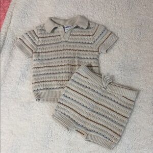 Old Navy Cream and Brown Knit Baby Outfit
